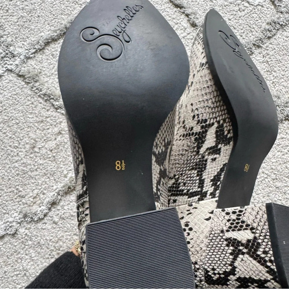 Seychelles Chaparral Leather Snake Print Side Zip Ankle Boots black cream 8.5 - Picture 4 of 12